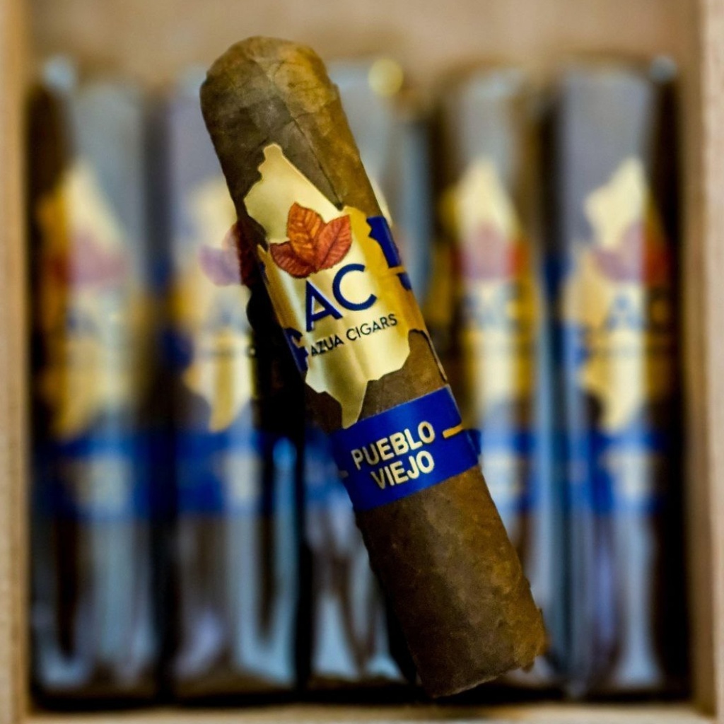 Azua Cigars Pueblo Viejo Robusto 52 x 4
