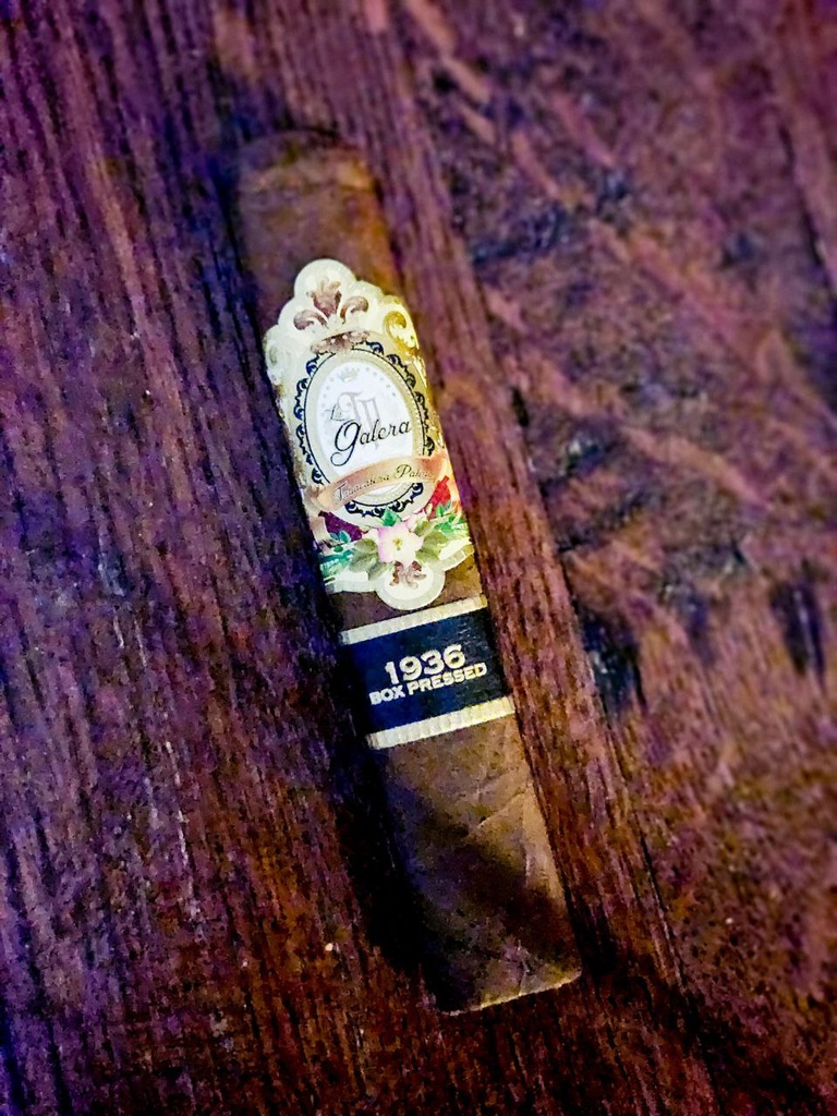 La Galera 1936 Box Pressed (Robusto) (5.0" x 50)