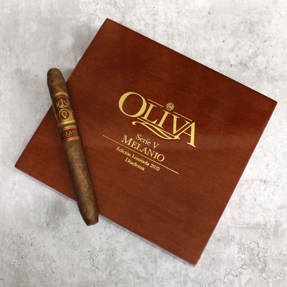 Oliva Serie V Melanio Diadema