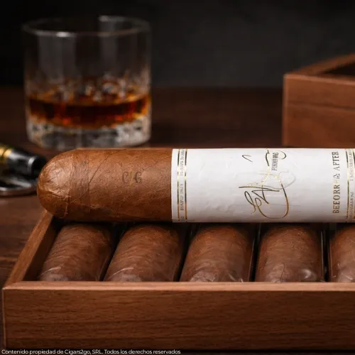 Before & After by Eladio Diaz Robusto (5.0x50)