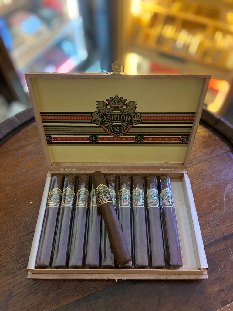 Ashton VSG Robusto (5.5x50)
