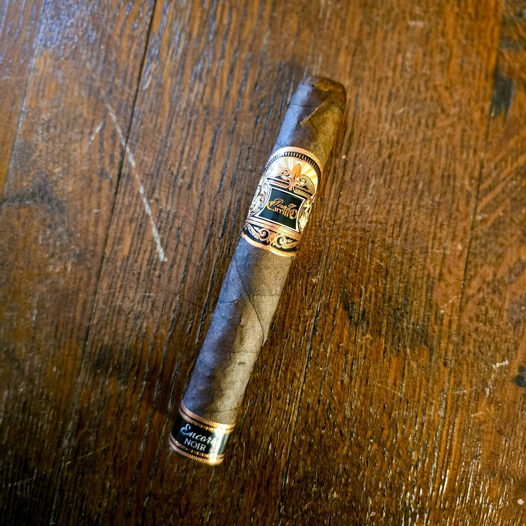E.P. Carrillo Encore Noir (Robusto) (5 3/8"x 52)