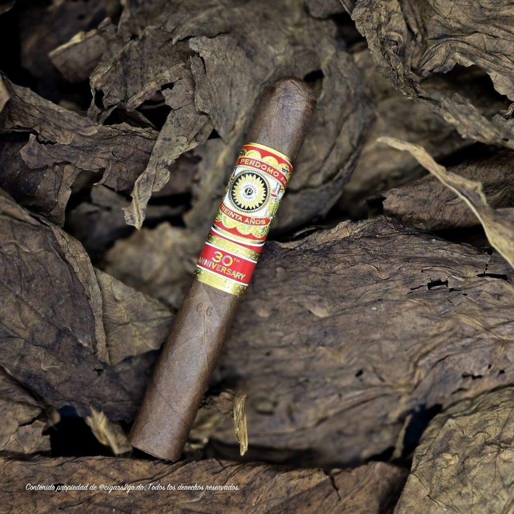 Perdomo 30th Aniversary Connecticut (6" x 54)