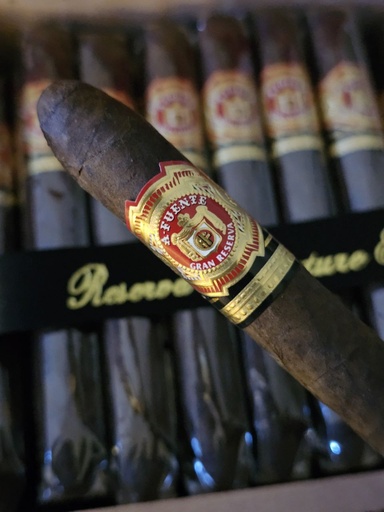 [AFU019] A Fuente Hemingway Signature Maduro