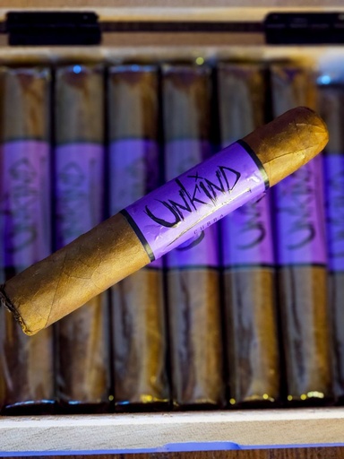 [BLK004] BlackBird Unkind Robusto (5.0x50)
