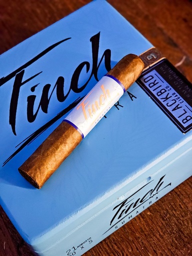 [BLK007] BlackBird Finch Robusto (5.0x50)