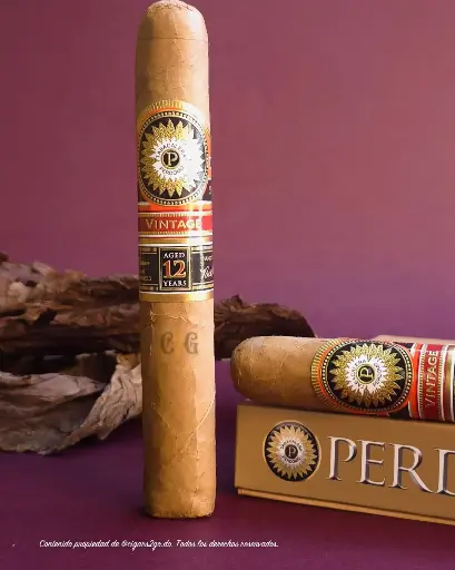 [PER008] Perdomo Double Aged 12 Year Vintage Sun Grown (6" x 54) 