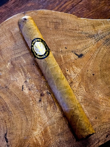 [VSN008] Victor Sinclair Connecticut Super Toro (6.5” x 56)